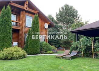 Сдам в аренду дом, 160 м2, деревня Александровка, Центральная улица, 19