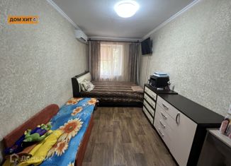 Продажа двухкомнатной квартиры, 45 м2, Армянск, улица Гайдара, 2