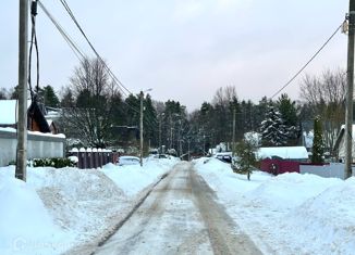 Продаю участок, 7 сот., деревня Михалково, Центральная улица, 12