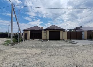 Продам дом, 101 м2, Ставрополь, микрорайон № 11, улица Степных Зорь, 11А