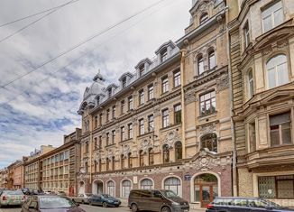 Продам 3-ком. квартиру, 118 м2, Санкт-Петербург, Галерная улица, 40, Галерная улица