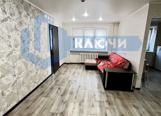 Продаю 2-комнатную квартиру, 43.7 м2, Магнитогорск, улица Суворова, 95