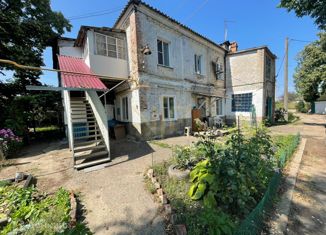 Продажа двухкомнатной квартиры, 54 м2, Гулькевичи, Фабричная улица, 5