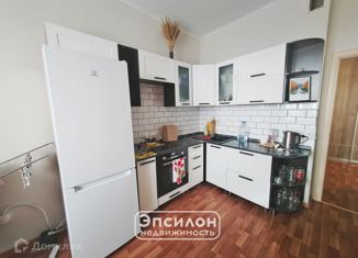 1-ком. квартира на продажу, 47 м2, Курская область, проспект Вячеслава Клыкова, 92