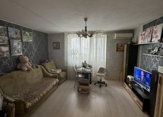 Продаю трехкомнатную квартиру, 64 м2, Крым, Советская улица, 27