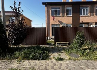 Продам таунхаус, 115 м2, Аксай, площадь Ленина