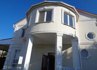 Продаю дом, 235 м2, село Фонтаны, улица Аблямита Борсеитова, 4