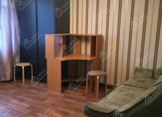 Продам 4-ком. квартиру, 59 м2, Екатеринбург, Шишимская улица, 17, метро Ботаническая