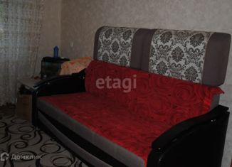 Продаю двухкомнатную квартиру, 37 м2, Энгельс, 2-й микрорайон, 33