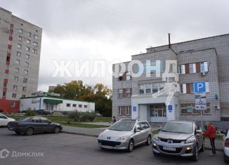 Продаю 1-ком. квартиру, 30 м2, Новосибирск, улица Печатников, 3, улица Печатников