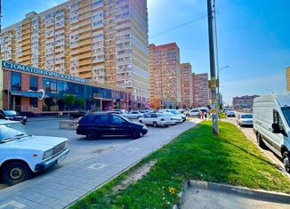 Продается 1-комнатная квартира, 47 м2, Краснодарский край, улица Петра Метальникова, 5