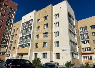 Продаю двухкомнатную квартиру, 57 м2, Камчатский край, улица Савченко, 35к2