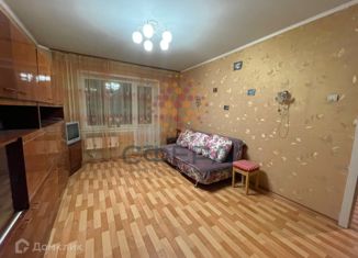 Сдается в аренду однокомнатная квартира, 30 м2, Новосибирск, Выборная улица, 122
