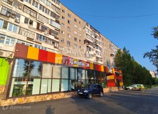 Продаю 3-комнатную квартиру, 57.4 м2, Екатеринбург, улица Бебеля, 148, метро Уральская