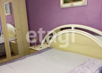 Сдам в аренду 2-ком. квартиру, 50 м2, Красноярск, улица Ленина, 92, Центральный район