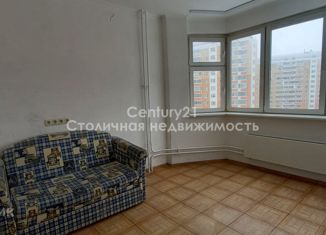 Продаю 3-ком. квартиру, 76 м2, Московский, Радужная улица, 27