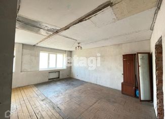 Продается двухкомнатная квартира, 45.2 м2, Артём, Воронежская улица, 32