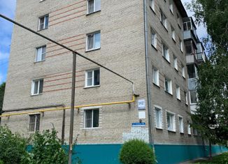 Продается 2-комнатная квартира, 41.8 м2, Барнаул, улица Георгия Исакова, 146А