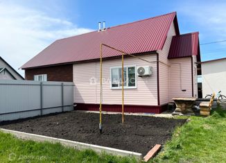 Продается двухкомнатная квартира, 44.1 м2, село Бессоновка, улица Кудряшова, 252