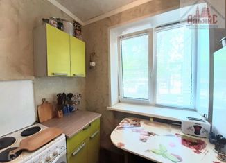 Продам трехкомнатную квартиру, 58.1 м2, Ахтубинск, улица Буденного, 12