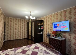 Двухкомнатная квартира на продажу, 56.1 м2, Углич, Февральская улица, 27