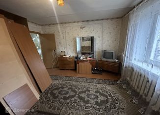 Продаю 1-комнатную квартиру, 32.4 м2, Боровичи, Гончарная улица, 36