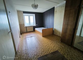 Продам 2-ком. квартиру, 51 м2, Чебоксары, улица Космонавта Андрияна Григорьевича Николаева, 43