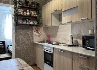 Продается 1-комнатная квартира, 36.5 м2, станица Ессентукская, Пикетная улица, 3