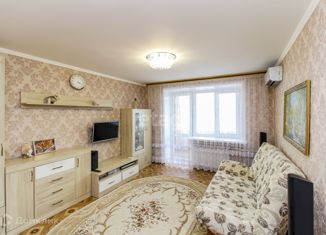 Продажа четырехкомнатной квартиры, 76 м2, Тюменская область, улица Тимуровцев, 32