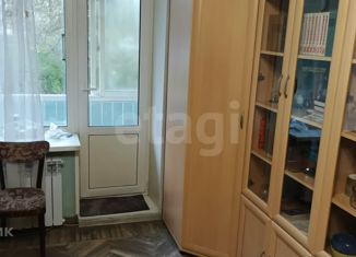 Продажа 2-комнатной квартиры, 43.2 м2, Санкт-Петербург, шоссе Революции, 48, метро Площадь Ленина