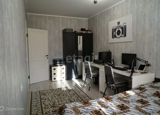 Продам 3-ком. квартиру, 74 м2, аул Новая Адыгея, Бжегокайская улица, 31/6к4, ЖК Родной Дом