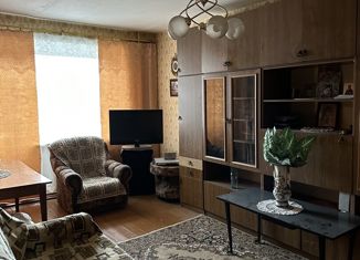 Продается трехкомнатная квартира, 59.4 м2, Кировград, улица Свердлова, 66Б