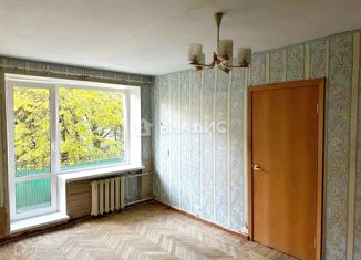 Продажа 2-комнатной квартиры, 43.5 м2, Санкт-Петербург, улица Ленсовета, 85, метро Звёздная