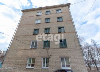 Продается 1-комнатная квартира, 17 м2, Алексеевка, площадь Победы, 75