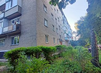 Продаю 2-комнатную квартиру, 43.8 м2, Кашира, улица Ленина, 1/2