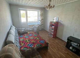 Продам 2-комнатную квартиру, 46 м2, Орск, проспект Ленина, 105