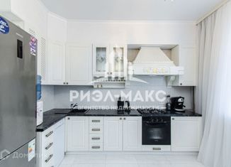 Продам пятикомнатную квартиру, 181.5 м2, Брянск, улица Медведева, 9Ак1, Бежицкий район