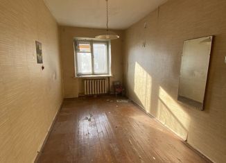 Продажа трехкомнатной квартиры, 55.3 м2, Екатеринбург, улица Попова, 10, улица Попова
