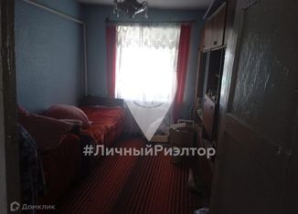 Продается 2-комнатная квартира, 49 м2, поселок Батьки, Заводская улица, 1