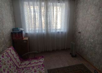 Продается трехкомнатная квартира, 50.4 м2, посёлок Николаевка, Линейная улица, 5