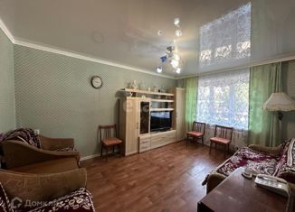 Продается 2-ком. квартира, 42.1 м2, Черкесск, Октябрьская улица, 48