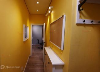Продаю 2-ком. квартиру, 48 м2, Екатеринбург, улица Академика Парина, 46, улица Академика Парина