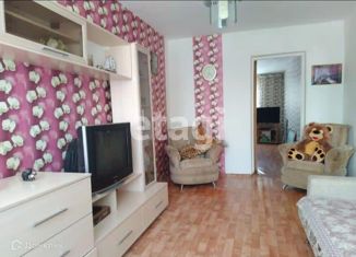 Продаю 3-ком. квартиру, 62.8 м2, поселок городского типа Емельяново, улица СПТУ-81, 1