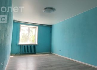 Продаю двухкомнатную квартиру, 61 м2, Октябрьский, 35-й микрорайон, 9А