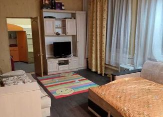 Продается 2-комнатная квартира, 54 м2, село Крым, улица 8-я Линия, 12