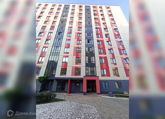 Продаю 2-ком. квартиру, 52 м2, городской посёлок Янино-1, улица Тюльпанов, 1к3, ЖК Янила Драйв