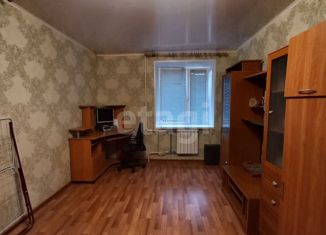 Сдается в аренду 1-комнатная квартира, 33 м2, Ялуторовск, улица 50 лет Октября, 8