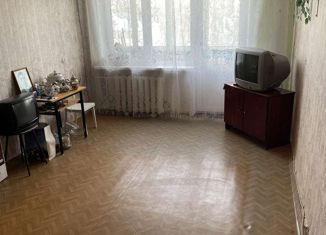Продается двухкомнатная квартира, 44.2 м2, Чапаевск, улица Ленина, 62