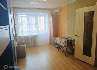 Однокомнатная квартира на продажу, 32.2 м2, Астрахань, улица Ботвина, 28, Ленинский район