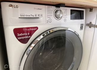 Двухкомнатная квартира на продажу, 55.6 м2, Энгельс, Красноармейская улица, 88А